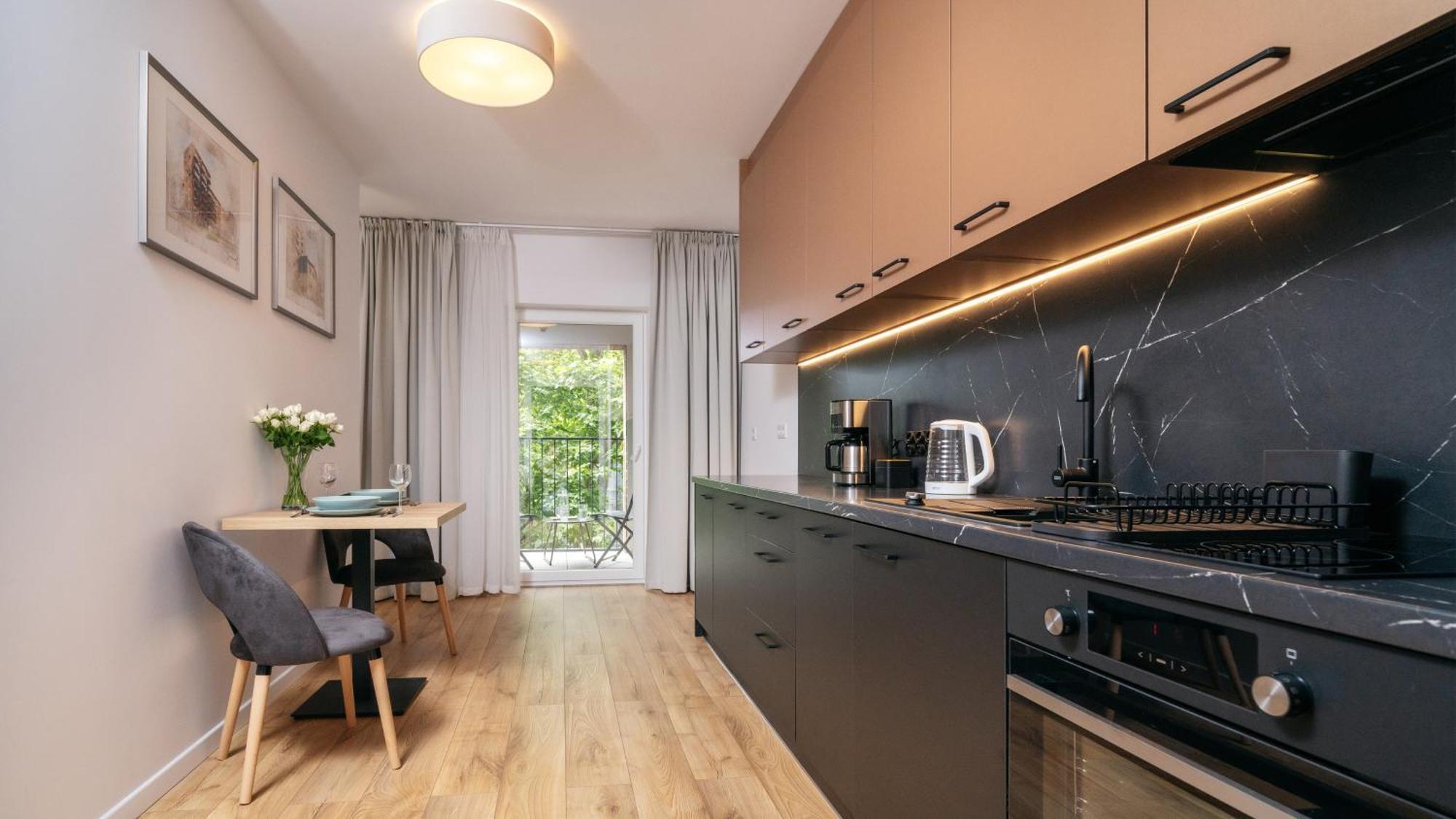 Apartamenty Sun & Snow Atal City Square Wroclaw Exterior photo